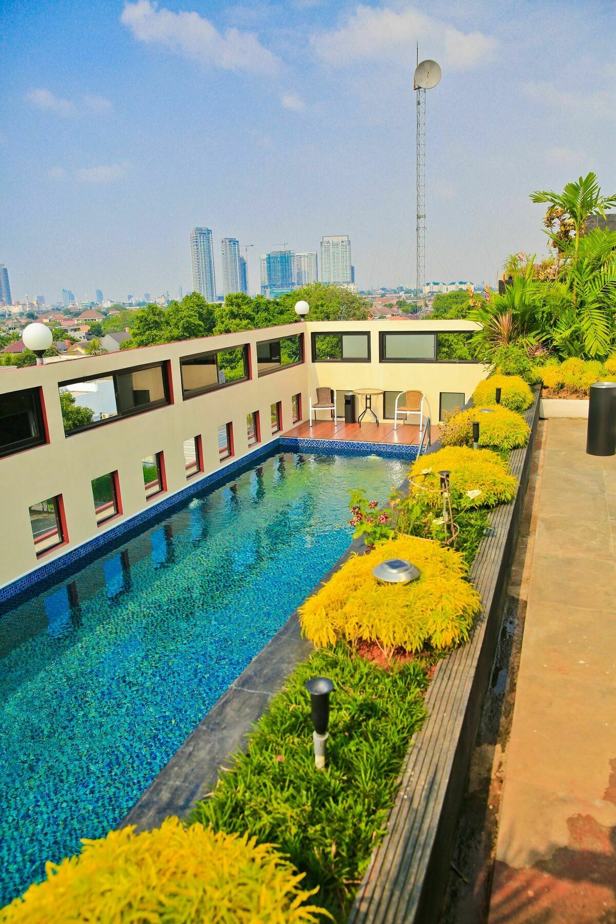 Kyo Serviced Apartment Cilandak  Экстерьер фото